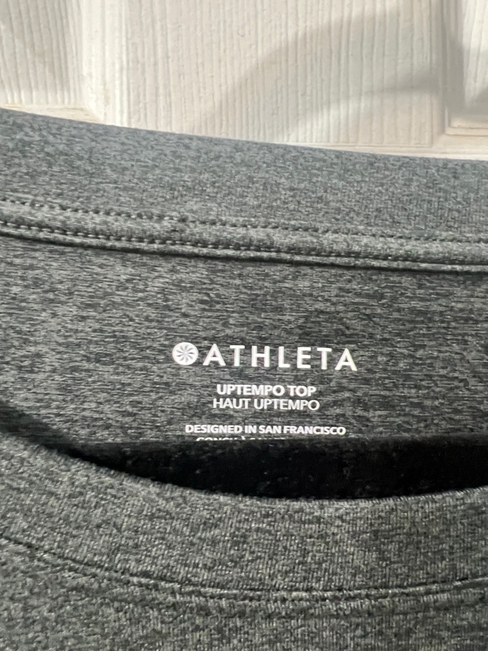 Athleta Uptempo Top in Black Heather Size Large - Picture 3 of 4